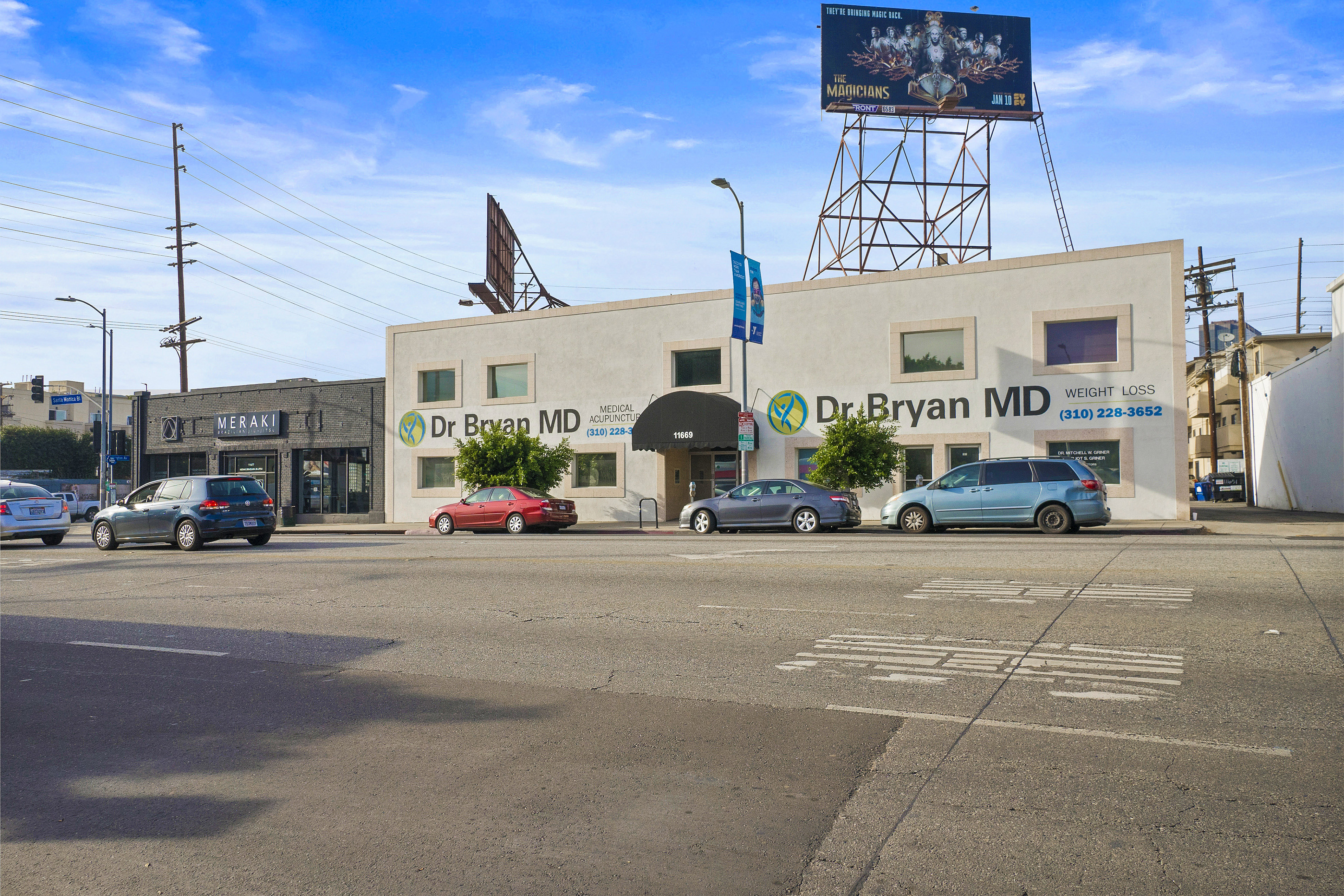 New Listing in West LA: Office/Medical with Billboards Along Santa Monica Blvd
