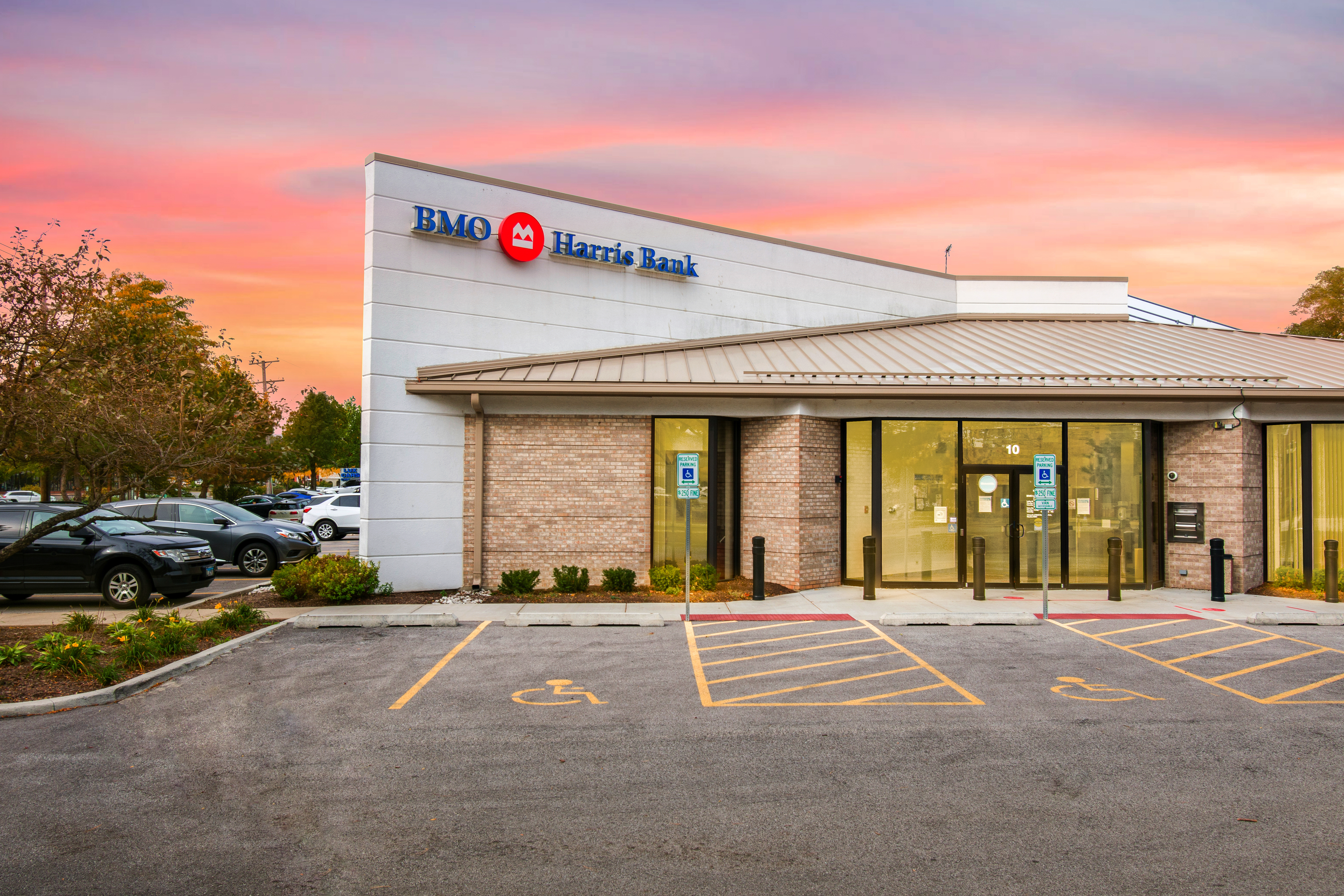 WESTMAC COMMERCIAL BROKERAGE COMPANY ARRANGES $3.26 MILLION SALE OF ABSOLUTE NET GROUND LEASE IN WHEELING, IL